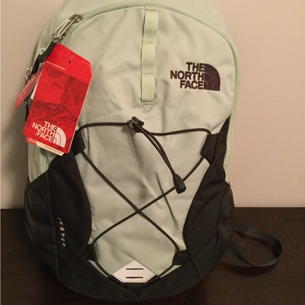 NWT The North Face Women’s Jester Backpack